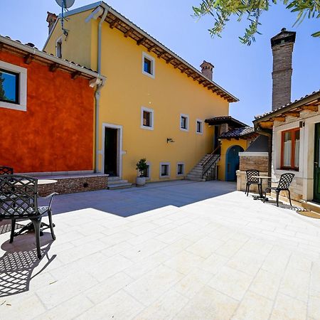 Casa Degli Artisti Hotel Rovinj Luaran gambar